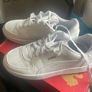 BOYS ALL WHITE PUMAS